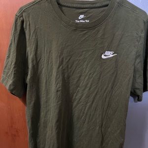 Nike t shirt